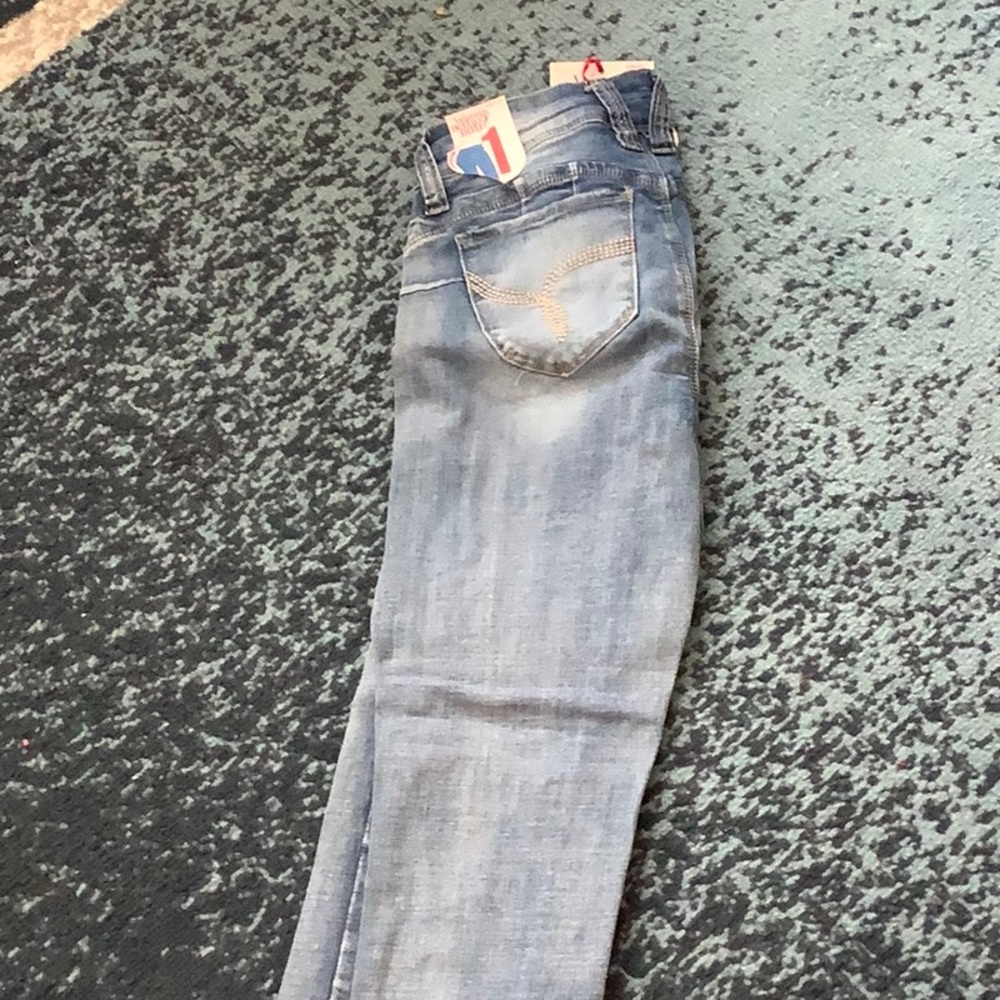 Jeans